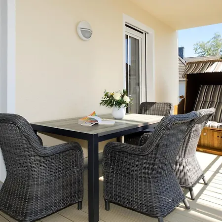 Duenenpalais App 08 *