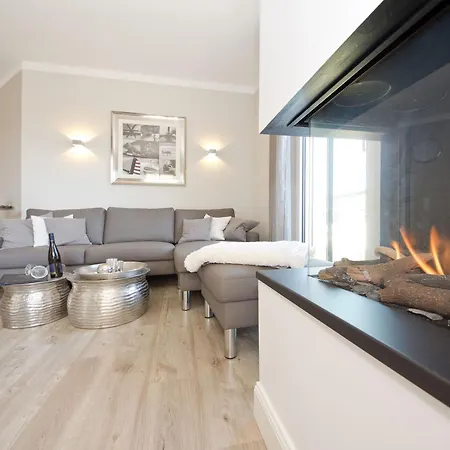 Duenenpalais App 08 *